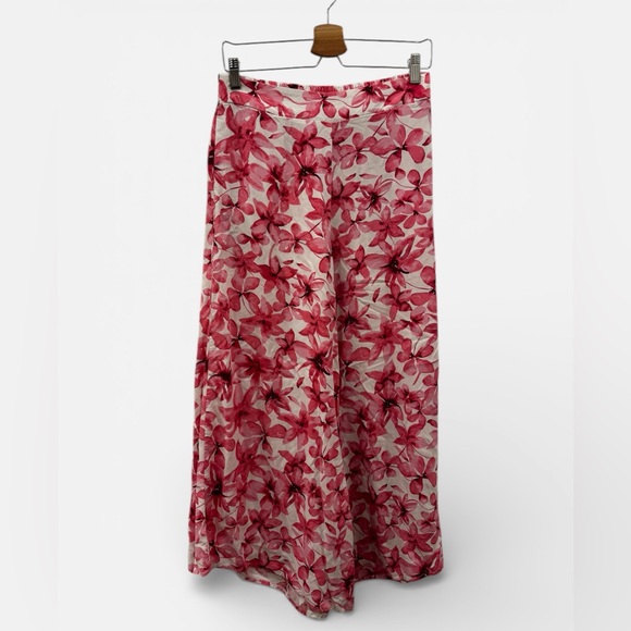 Francesca's Vibrant Pink Floral Pants - Picture 2 of 3